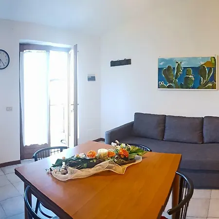 Casa Elisa Balcony By Gardadomusmea * Tremosine