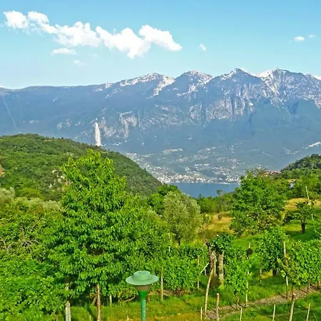 Casa Elisa Balcony By Gardadomusmea Διαμέρισμα Tremosine
